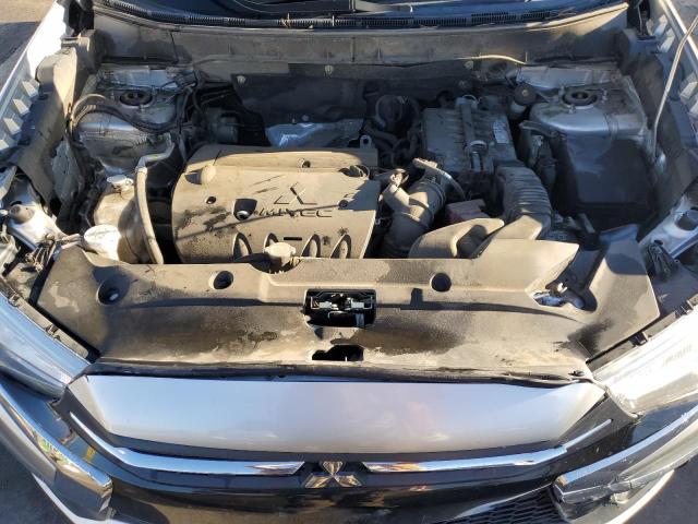 Photo 10 VIN: JA4AR3AU0JZ003694 - MITSUBISHI OUTLANDER 