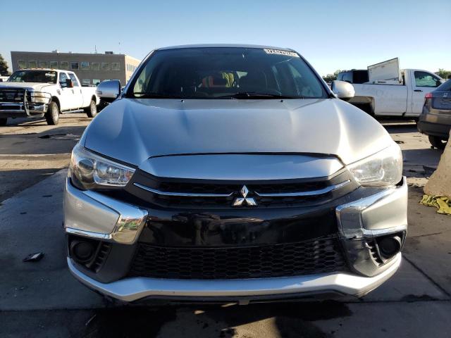 Photo 4 VIN: JA4AR3AU0JZ003694 - MITSUBISHI OUTLANDER 