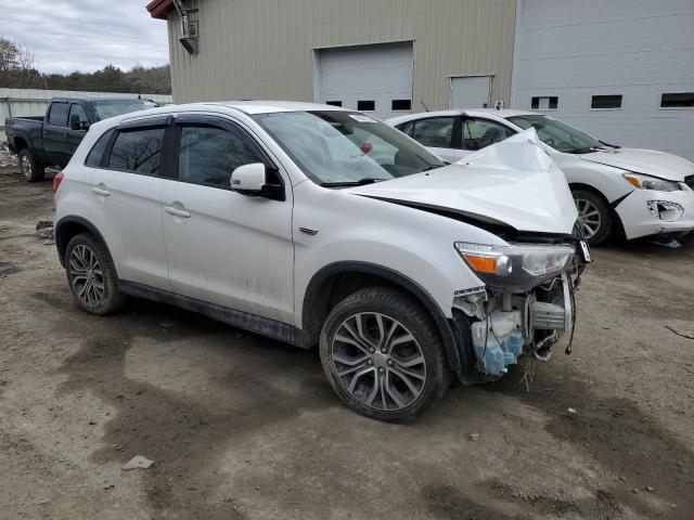 Photo 3 VIN: JA4AR3AU0JZ010807 - MITSUBISHI OUTLANDER 