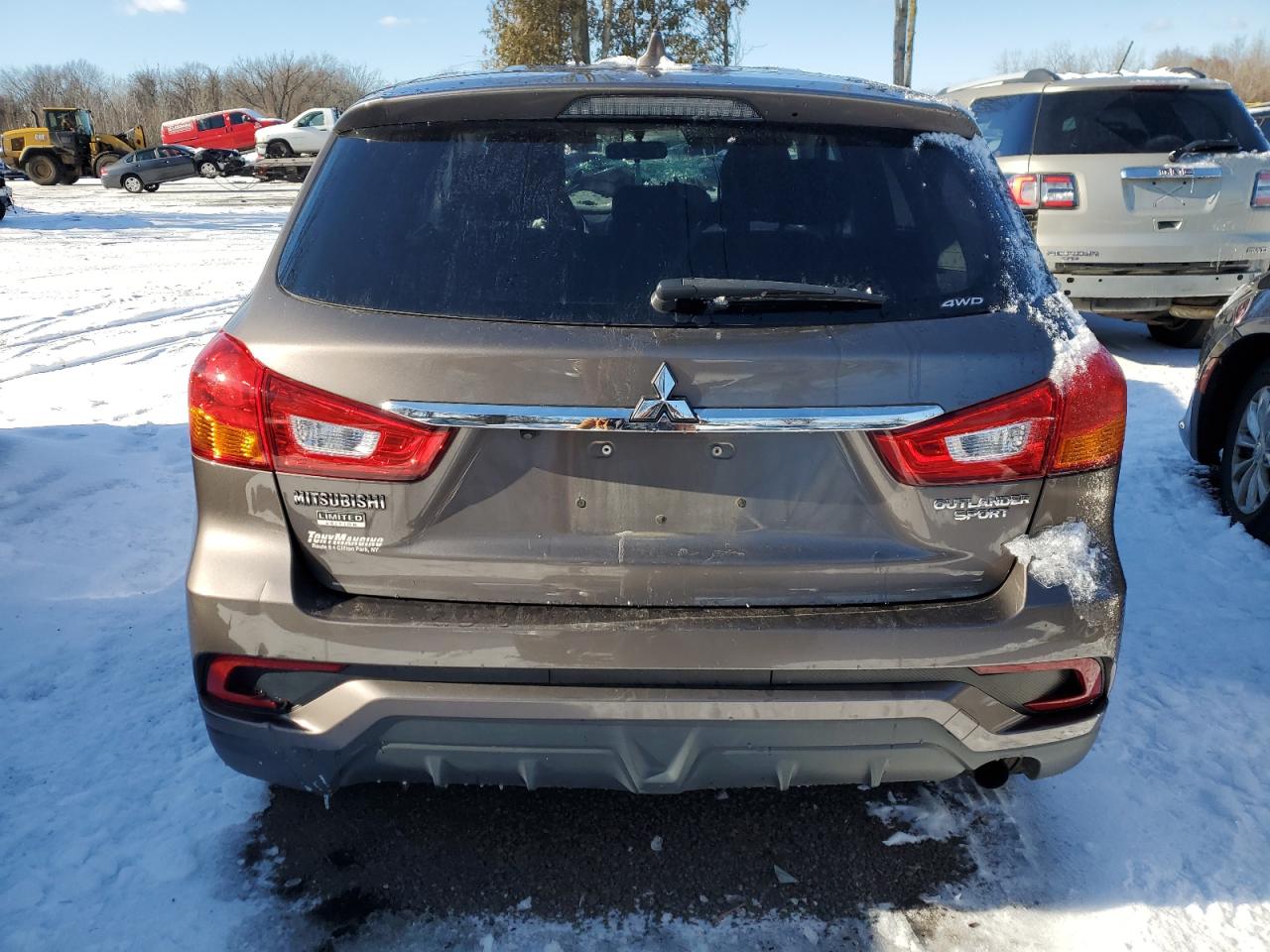 Photo 5 VIN: JA4AR3AU0JZ025095 - MITSUBISHI OUTLANDER 