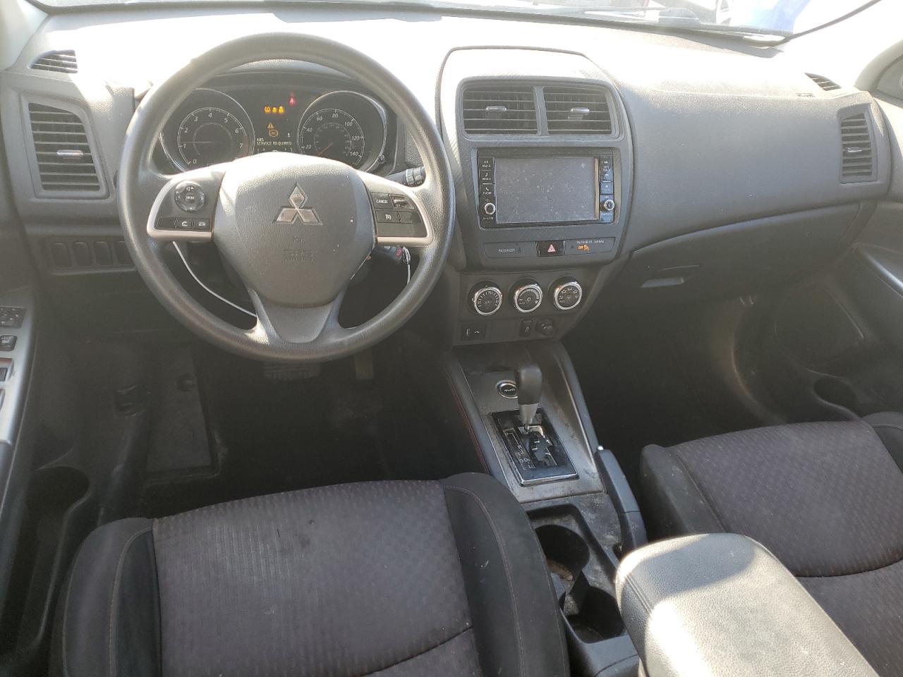 Photo 7 VIN: JA4AR3AU0KU008246 - MITSUBISHI OUTLANDER 