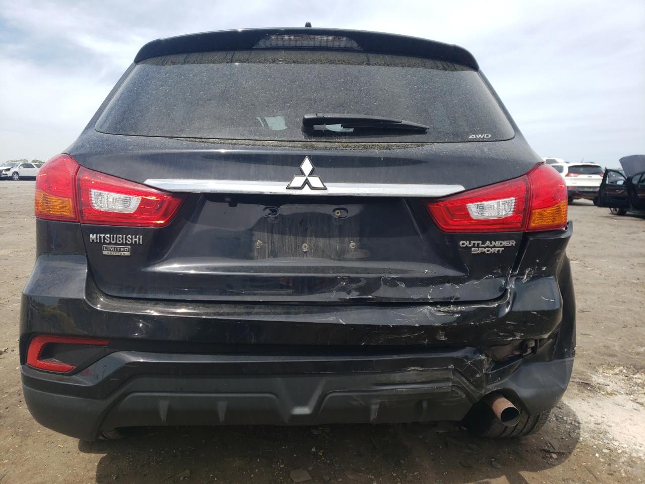 Photo 5 VIN: JA4AR3AU0KU024270 - MITSUBISHI OUTLANDER 