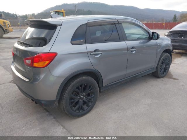 Photo 3 VIN: JA4AR3AU1HZ050016 - MITSUBISHI OUTLANDER SPORT 