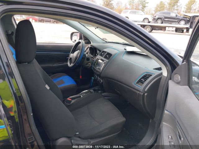 Photo 4 VIN: JA4AR3AU1HZ068225 - MITSUBISHI OUTLANDER SPORT 