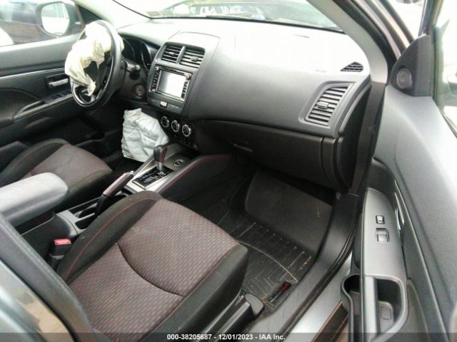 Photo 4 VIN: JA4AR3AU1JU007508 - MITSUBISHI OUTLANDER SPORT 