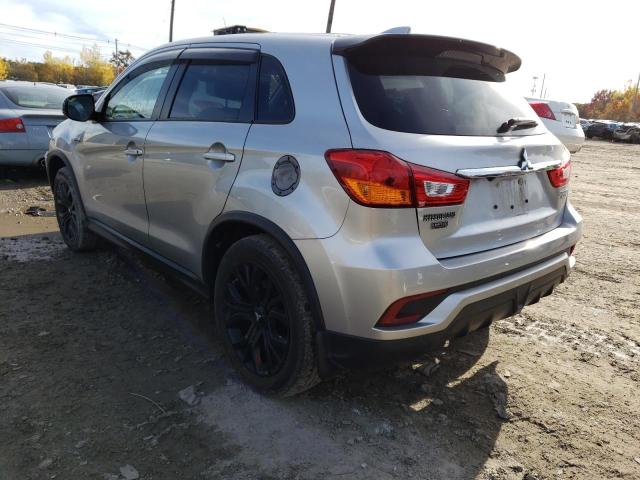 Photo 2 VIN: JA4AR3AU1JU008920 - MITSUBISHI OUTLANDER 