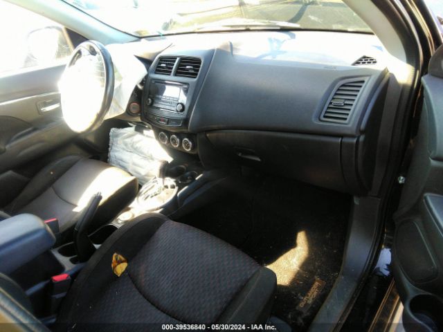 Photo 4 VIN: JA4AR3AU2HZ010320 - MITSUBISHI OUTLANDER SPORT 