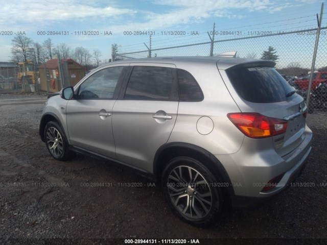 Photo 2 VIN: JA4AR3AU2JU016685 - MITSUBISHI OUTLANDER SPORT 