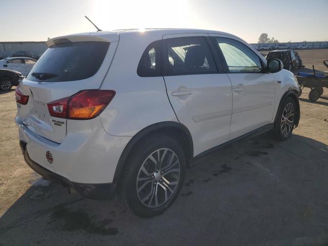 Photo 2 VIN: JA4AR3AU3GZ035046 - MITSUBISHI OUTLANDER 