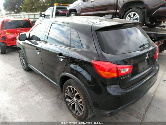 Photo 2 VIN: JA4AR3AU3HZ010052 - MITSUBISHI OUTLANDER SPORT 