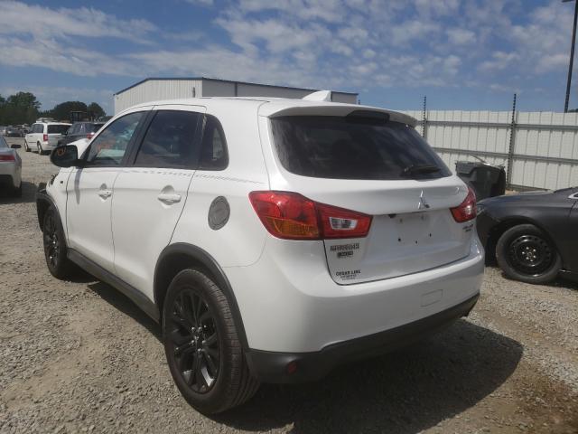 Photo 2 VIN: JA4AR3AU3HZ049949 - MITSUBISHI OUTLANDER 