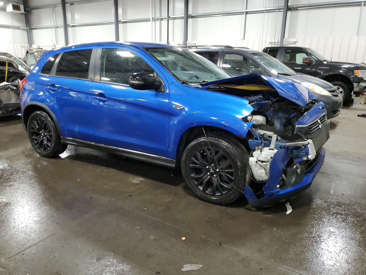 Photo 3 VIN: JA4AR3AU3HZ057159 - MITSUBISHI OUTLANDER 