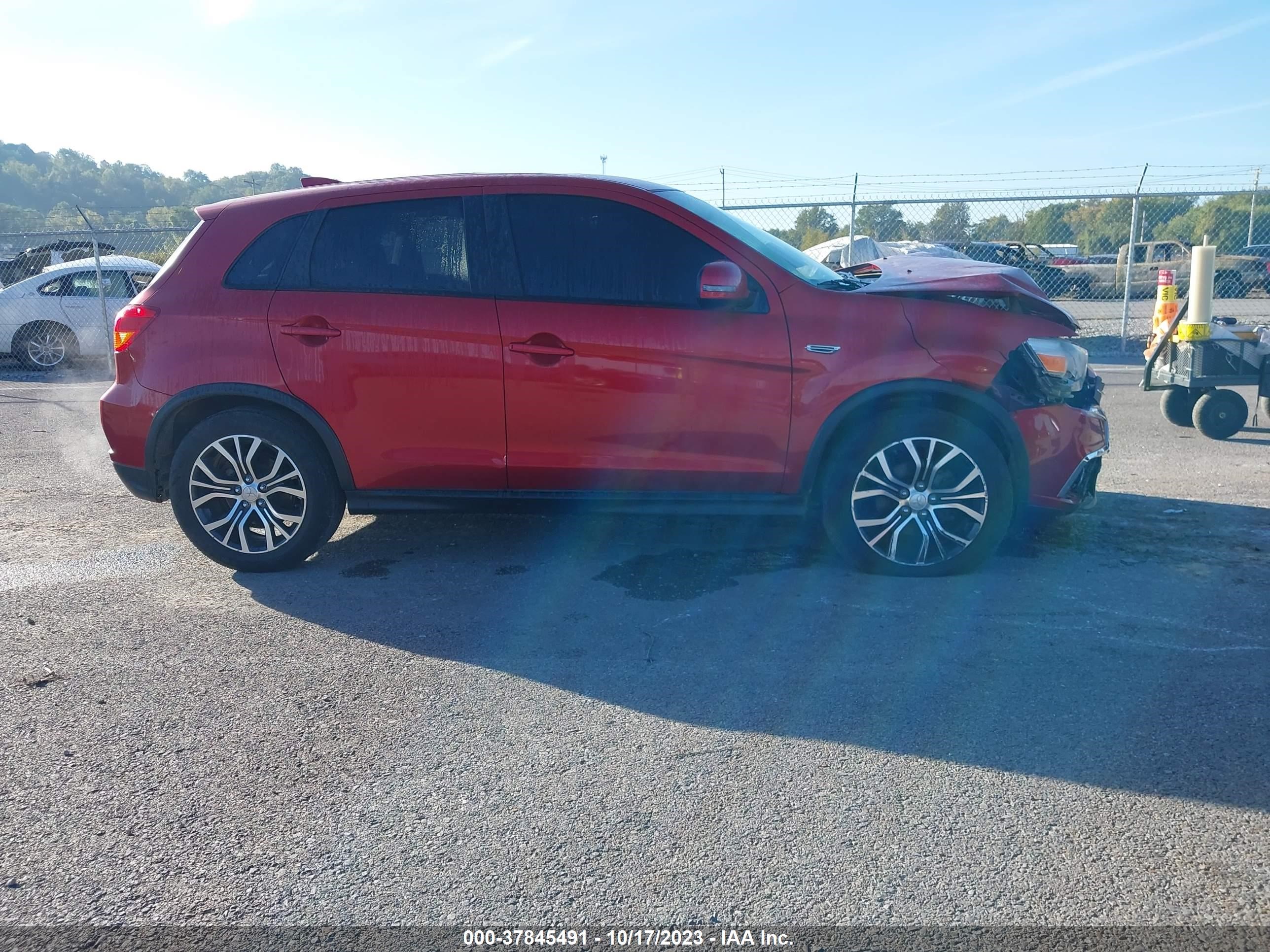 Photo 12 VIN: JA4AR3AU3KU012162 - MITSUBISHI OUTLANDER 