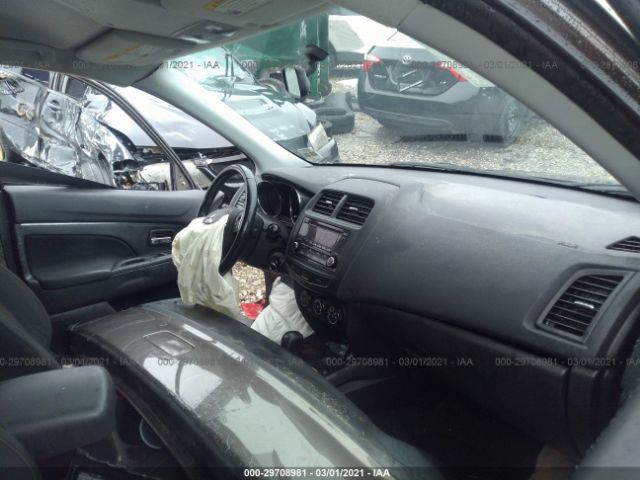 Photo 4 VIN: JA4AR3AU5GZ055976 - MITSUBISHI OUTLANDER SPORT 