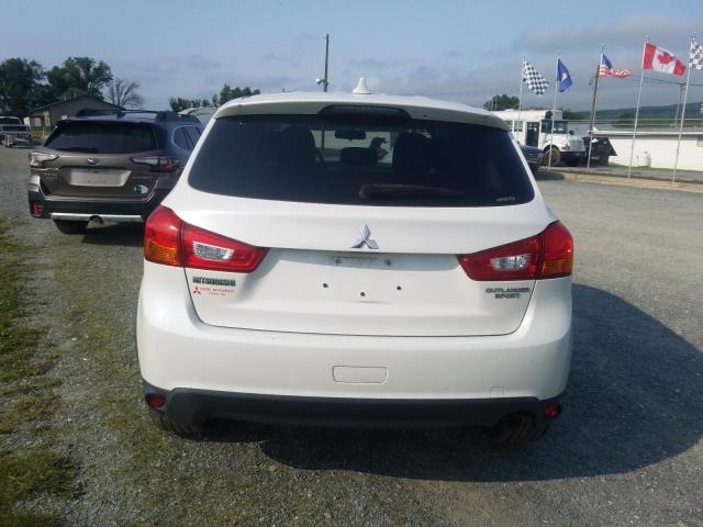 Photo 5 VIN: JA4AR3AU5HZ021022 - MITSUBISHI OUTLANDER 