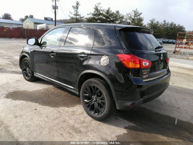 Photo 2 VIN: JA4AR3AU5HZ038872 - MITSUBISHI OUTLANDER SPORT 