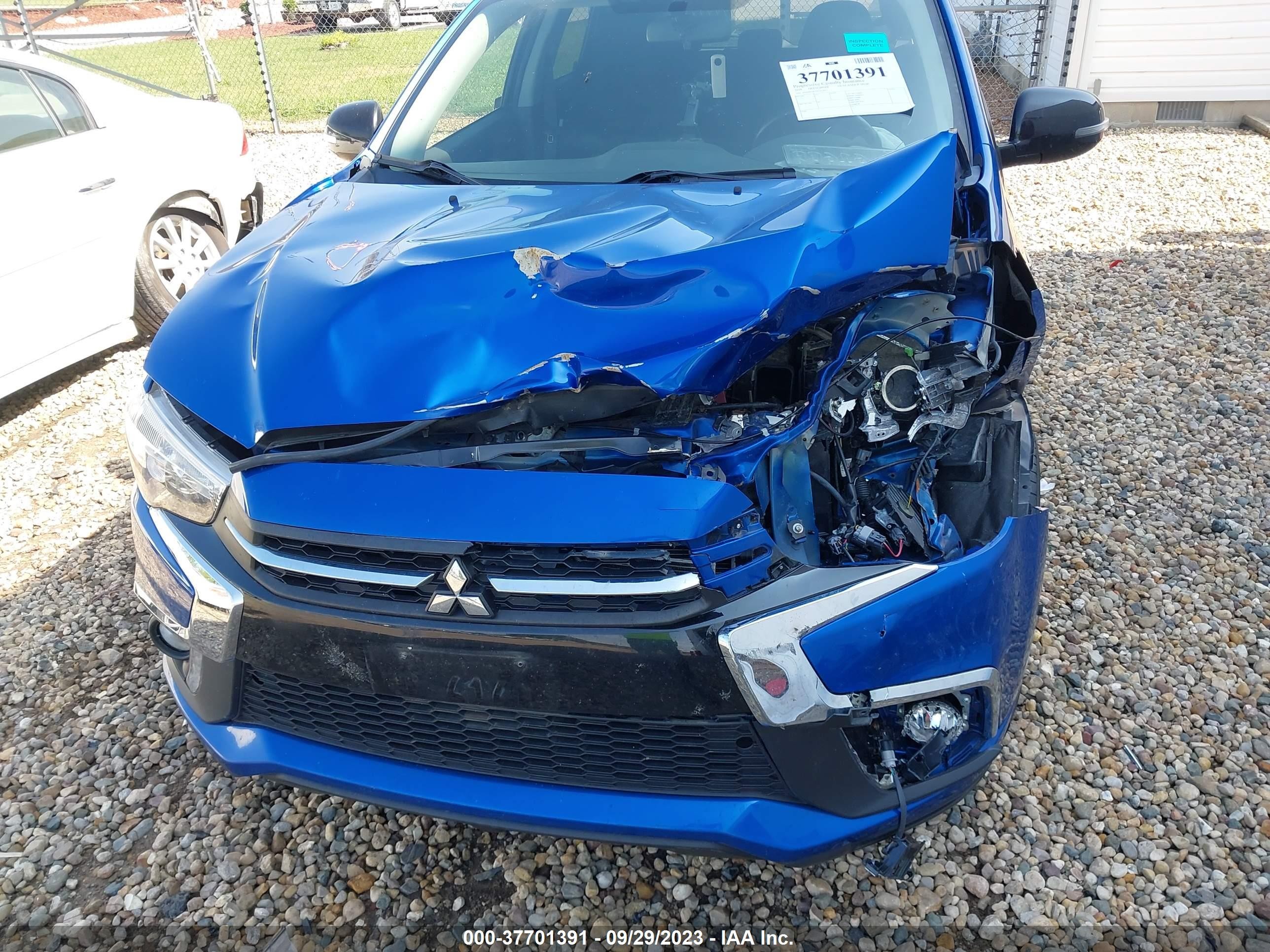 Photo 5 VIN: JA4AR3AU5JU011433 - MITSUBISHI OUTLANDER 