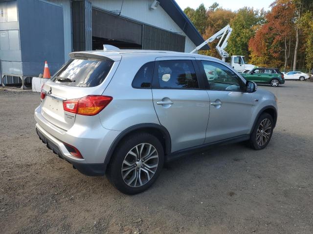 Photo 2 VIN: JA4AR3AU5KU011398 - MITSUBISHI OUTLANDER 