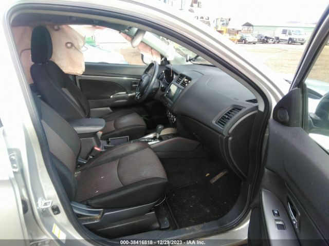 Photo 4 VIN: JA4AR3AU5KU012616 - MITSUBISHI OUTLANDER SPORT 