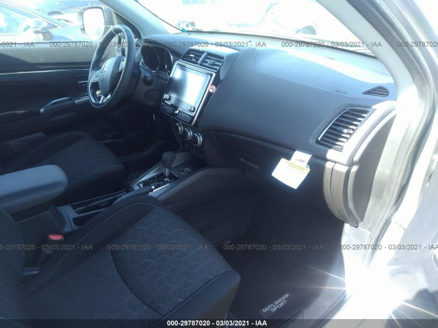 Photo 4 VIN: JA4AR3AU5LU023505 - MITSUBISHI OUTLANDER 