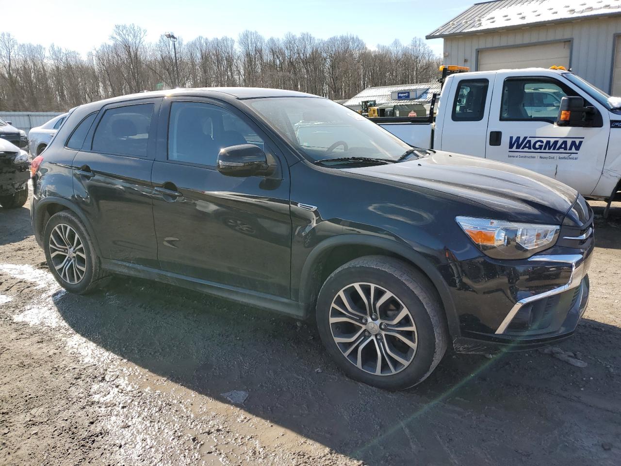 Photo 3 VIN: JA4AR3AU6JZ012979 - MITSUBISHI OUTLANDER 