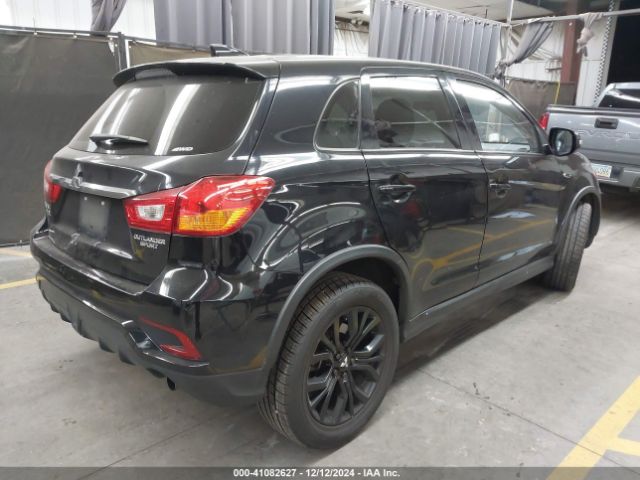 Photo 3 VIN: JA4AR3AU6JZ020807 - MITSUBISHI OUTLANDER SPORT 