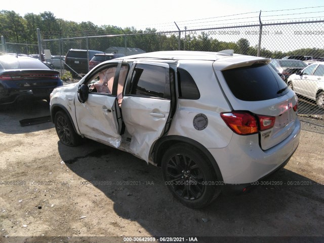 Photo 2 VIN: JA4AR3AU7HZ066852 - MITSUBISHI OUTLANDER SPORT 