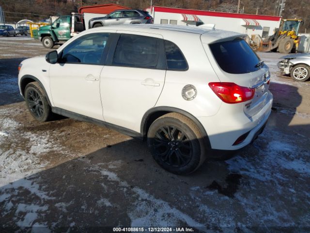 Photo 2 VIN: JA4AR3AU7JU003513 - MITSUBISHI OUTLANDER SPORT 