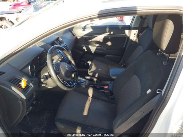 Photo 4 VIN: JA4AR3AU7JU003513 - MITSUBISHI OUTLANDER SPORT 