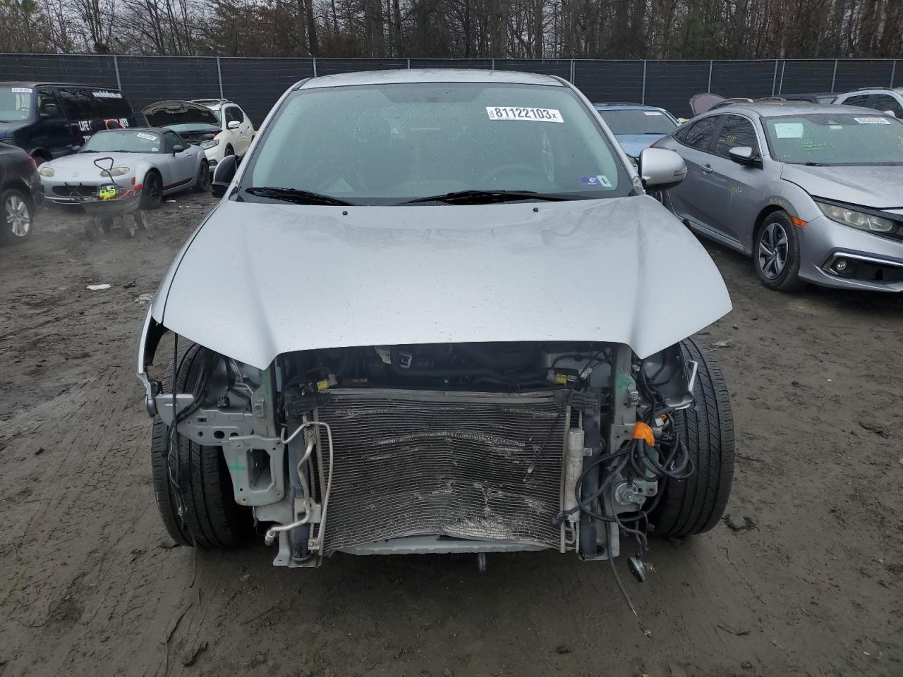 Photo 4 VIN: JA4AR3AU7JU025849 - MITSUBISHI OUTLANDER 