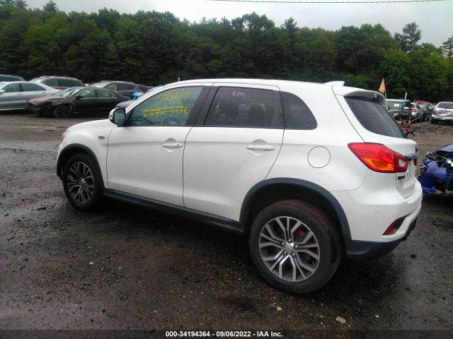 Photo 2 VIN: JA4AR3AU7JZ028379 - MITSUBISHI OUTLANDER SPORT 