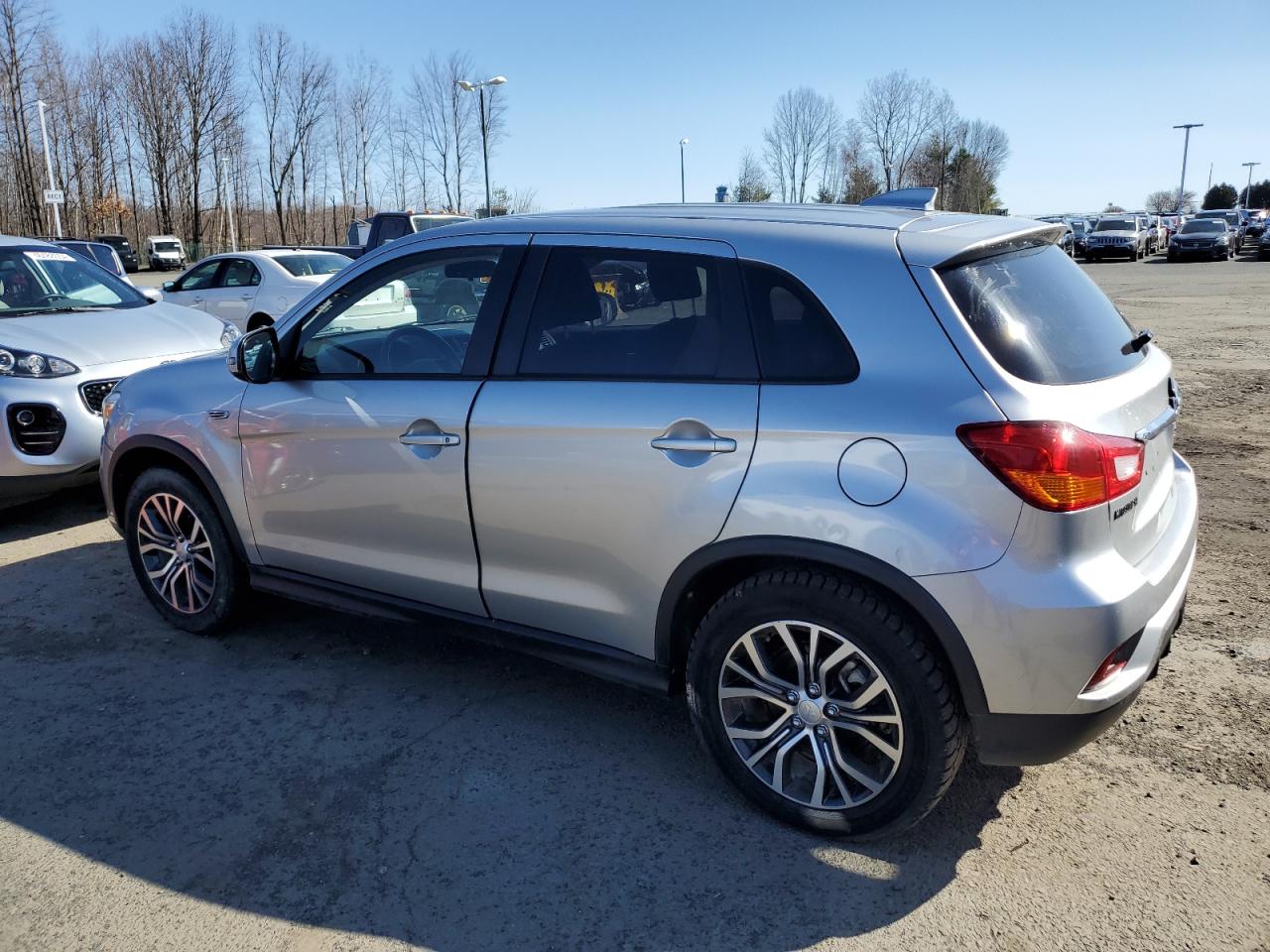 Photo 1 VIN: JA4AR3AU7KU016716 - MITSUBISHI OUTLANDER 