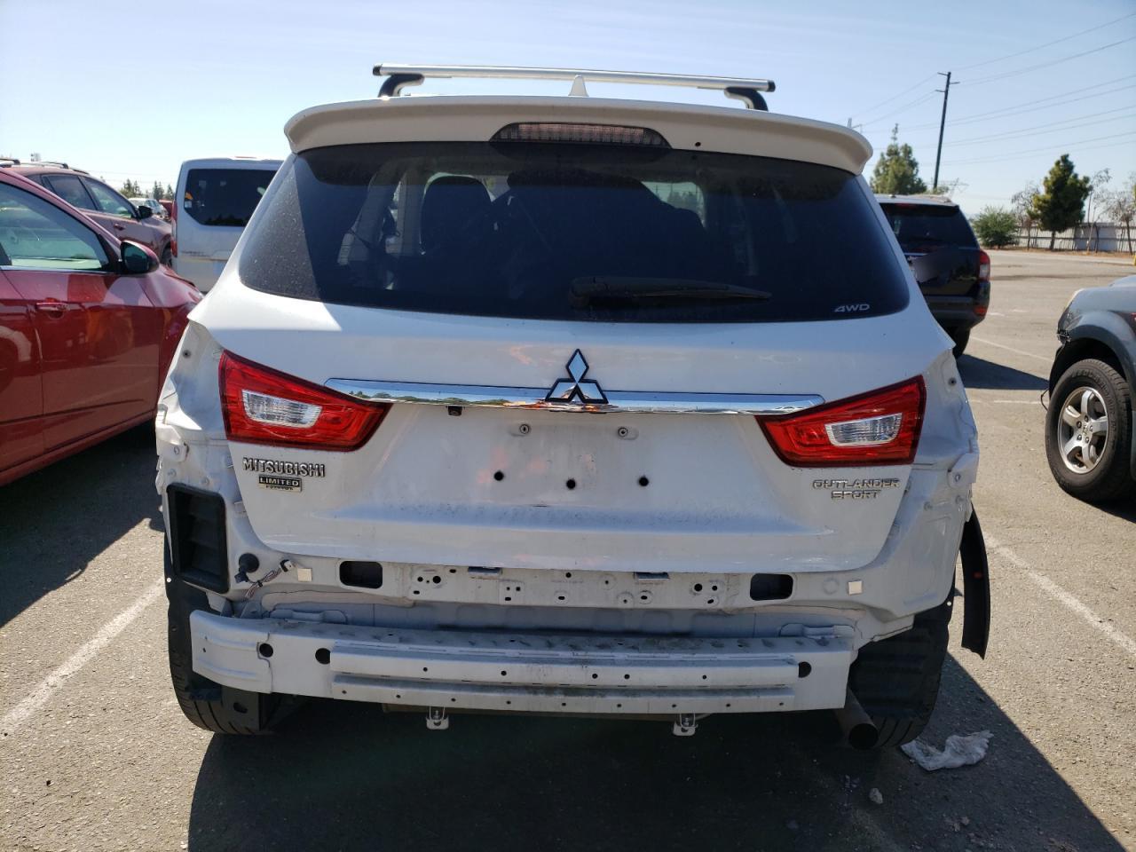 Photo 5 VIN: JA4AR3AU7KU018918 - MITSUBISHI OUTLANDER 