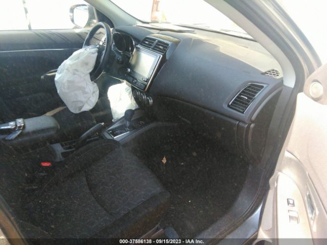 Photo 4 VIN: JA4AR3AU7LU031086 - MITSUBISHI OUTLANDER SPORT 