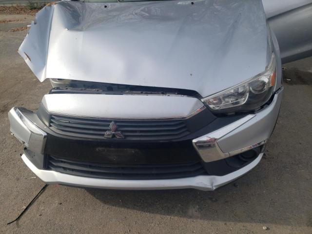 Photo 11 VIN: JA4AR3AU8HZ022570 - MITSUBISHI OUTLANDER 