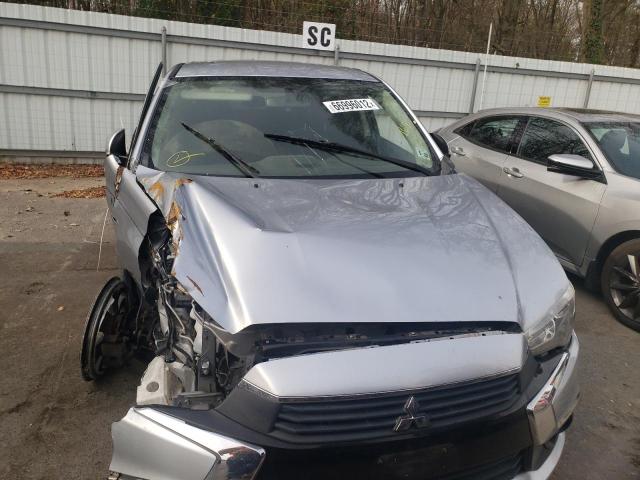 Photo 4 VIN: JA4AR3AU8HZ022570 - MITSUBISHI OUTLANDER 