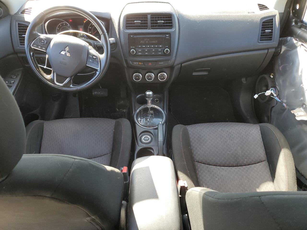 Photo 7 VIN: JA4AR3AU8HZ040633 - MITSUBISHI OUTLANDER 