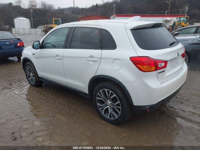 Photo 2 VIN: JA4AR3AU8HZ061384 - MITSUBISHI OUTLANDER SPORT 