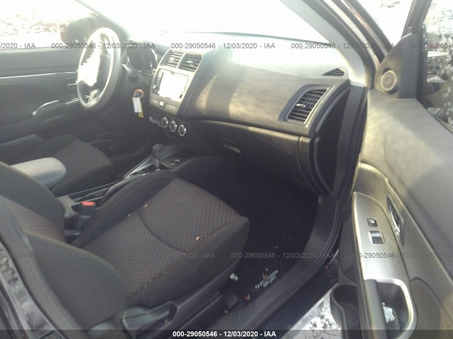 Photo 4 VIN: JA4AR3AU8JU004413 - MITSUBISHI OUTLANDER SPORT 