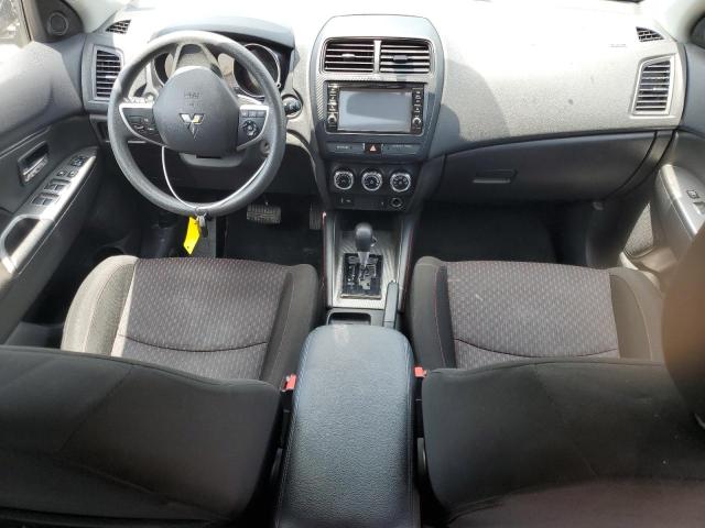 Photo 7 VIN: JA4AR3AU8JZ006939 - MITSUBISHI OUTLANDER 