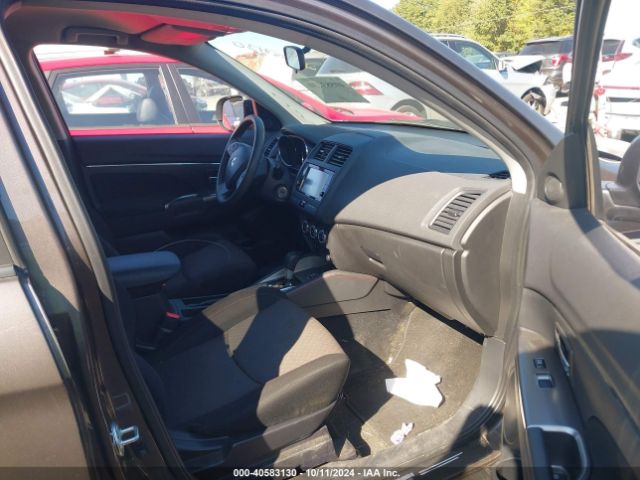 Photo 4 VIN: JA4AR3AU8JZ023739 - MITSUBISHI OUTLANDER SPORT 