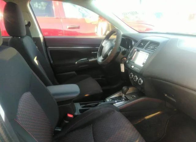 Photo 4 VIN: JA4AR3AU8KU009631 - MITSUBISHI OUTLANDER 