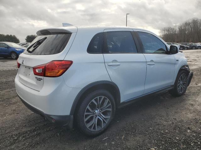 Photo 2 VIN: JA4AR3AU9HZ024604 - MITSUBISHI OUTLANDER 