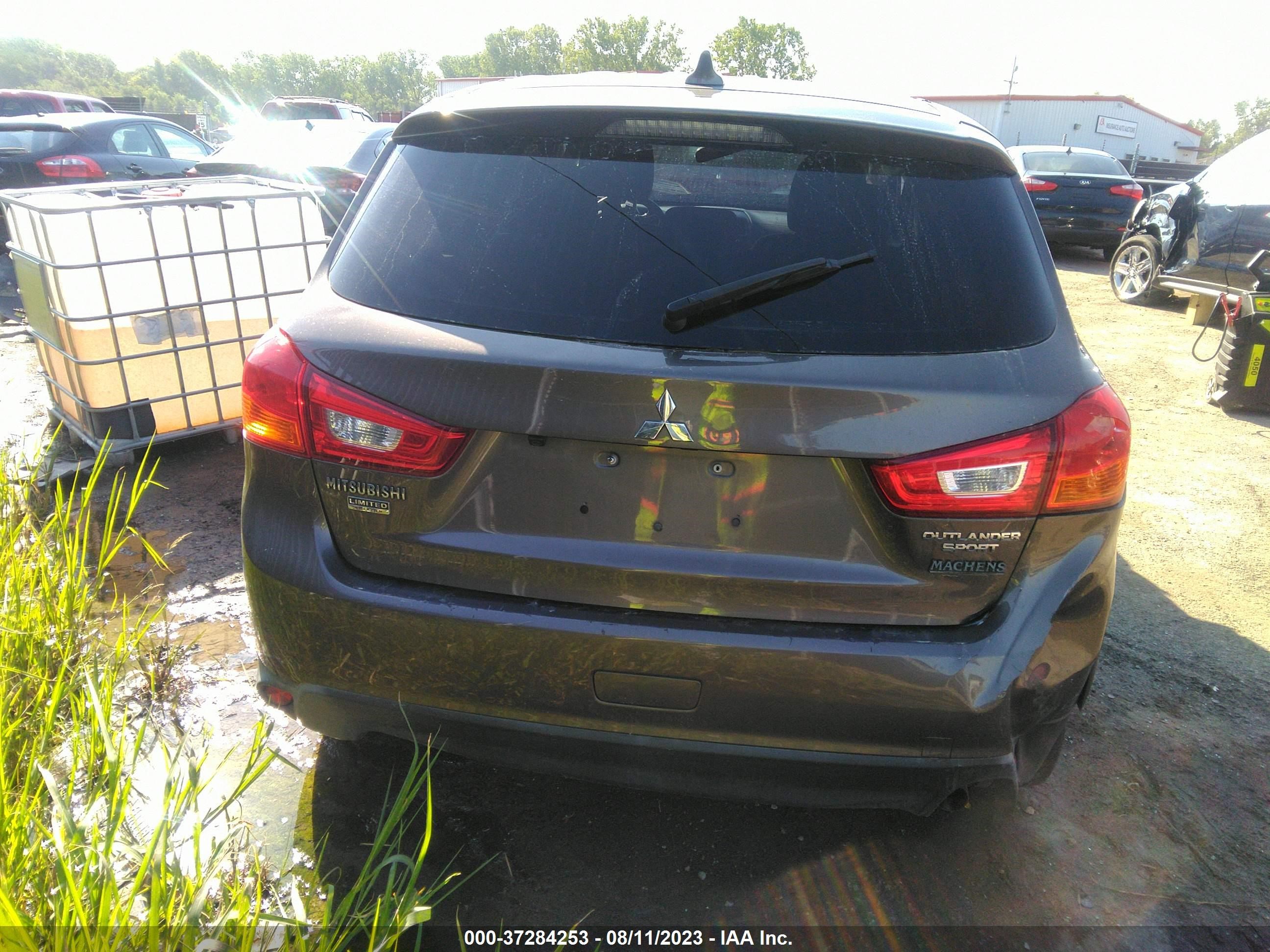 Photo 16 VIN: JA4AR3AU9HZ035022 - MITSUBISHI OUTLANDER 