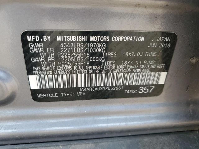 Photo 12 VIN: JA4AR3AUXGZ052961 - MITSUBISHI OUTLANDER 