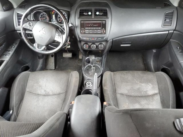 Photo 7 VIN: JA4AR3AUXGZ052961 - MITSUBISHI OUTLANDER 