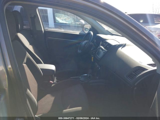 Photo 4 VIN: JA4AR3AUXHZ054601 - MITSUBISHI OUTLANDER SPORT 