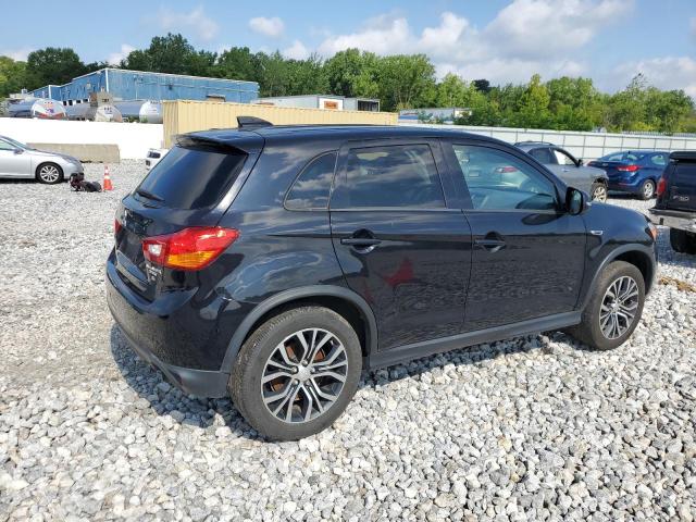 Photo 2 VIN: JA4AR3AW1HZ016871 - MITSUBISHI OUTLANDER 