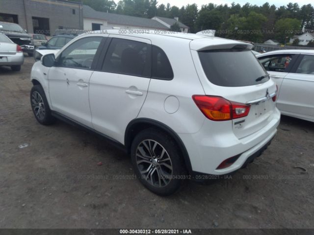 Photo 2 VIN: JA4AR3AW1JZ013054 - MITSUBISHI OUTLANDER SPORT 