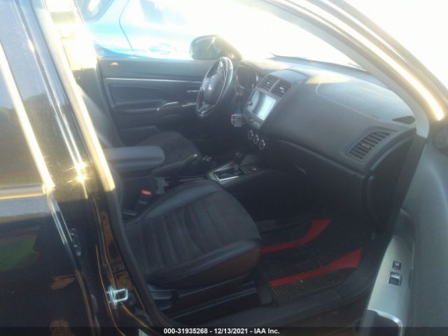 Photo 4 VIN: JA4AR3AW3JU015370 - MITSUBISHI OUTLANDER SPORT 